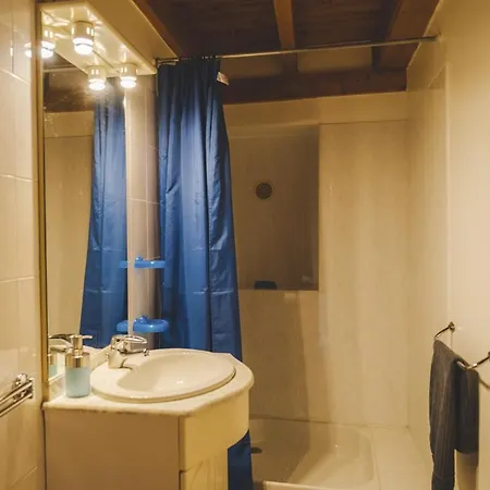 Au Milieu Des Vignes, Piscine, Jacuzzi, Climatisation Сasa de vacaciones *